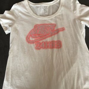 Nike T-shirt
